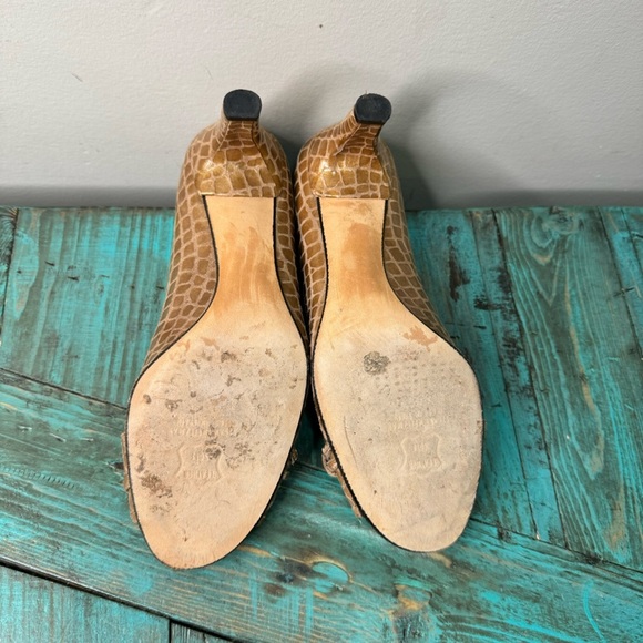 Stuart Weitzman Snake Print Tan Beige Leather Peep Toe Heels Size 8 - Picture 5 of 11